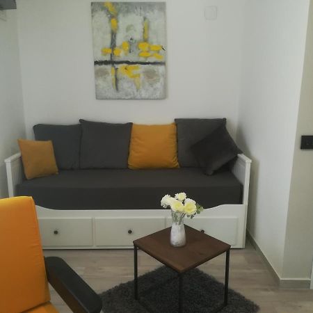 Apartmani Hermes Ядрия Екстериор снимка