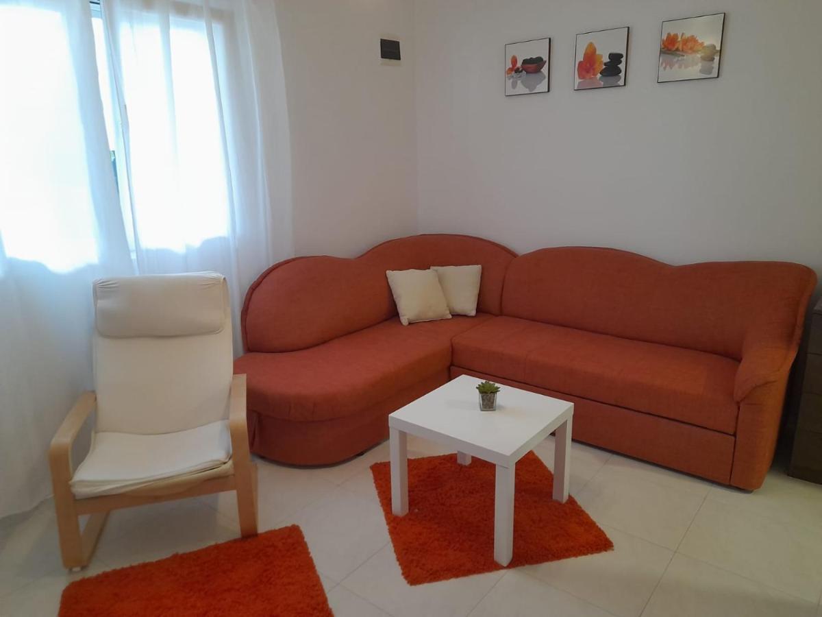 Apartmani Hermes Ядрия Екстериор снимка