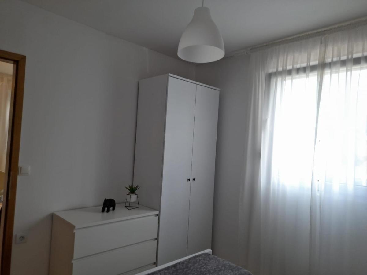 Apartmani Hermes Ядрия Екстериор снимка