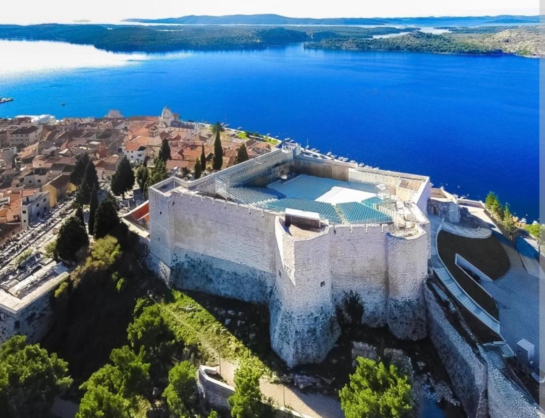 Apartmani Hermes Ядрия Екстериор снимка