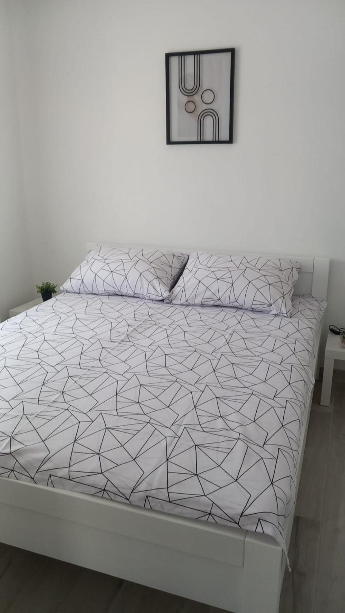 Apartmani Hermes Ядрия Екстериор снимка